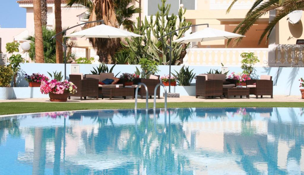 الشقق الفندقية بلايا ذي لاس أميريكاسفي  Chayofa Country Club المظهر الخارجي الصورة